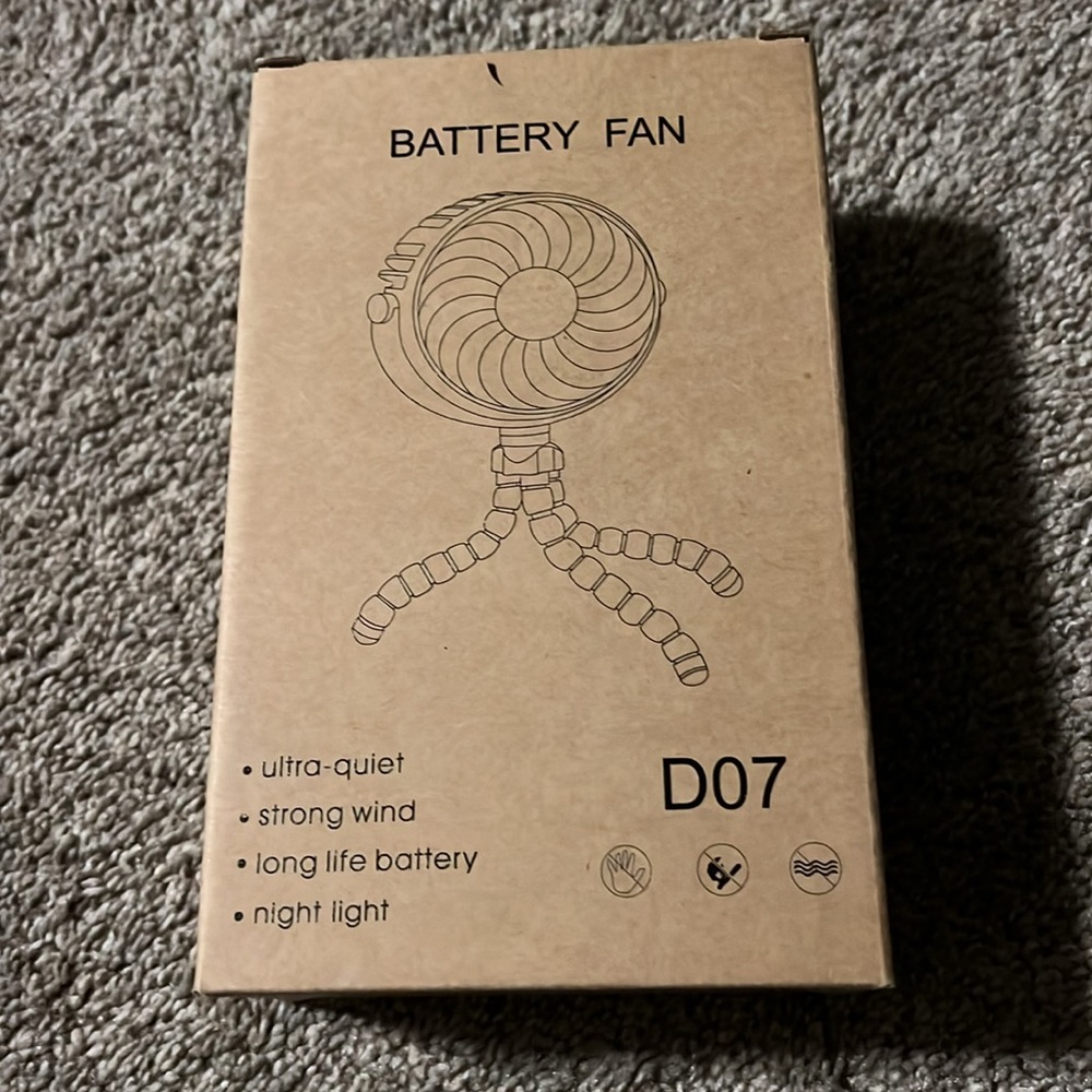 Fan - Picture 2 of 5